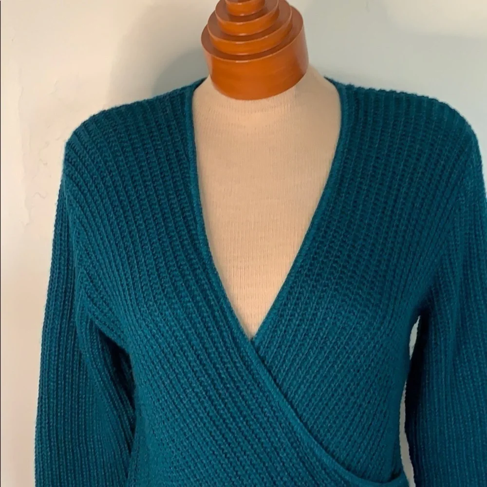 Serendipity by Victoria Knit Sweater - Picture 2 of 8